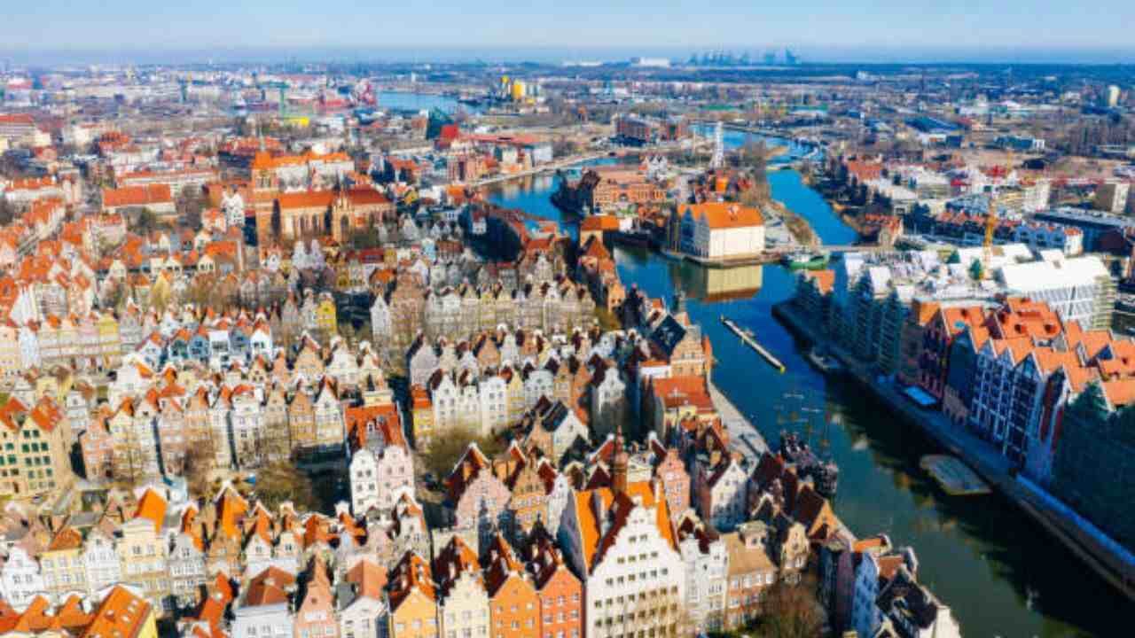 SkyUp Airlines Office in Gdańsk, Poland
